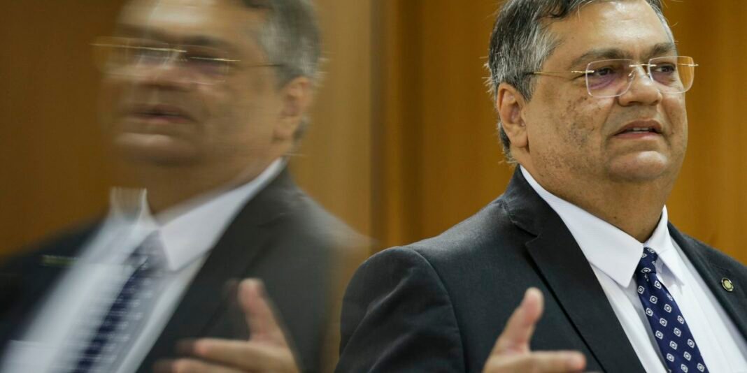 coletiva-flavio-dino_mcamgo_abr_24072023-8.jpg