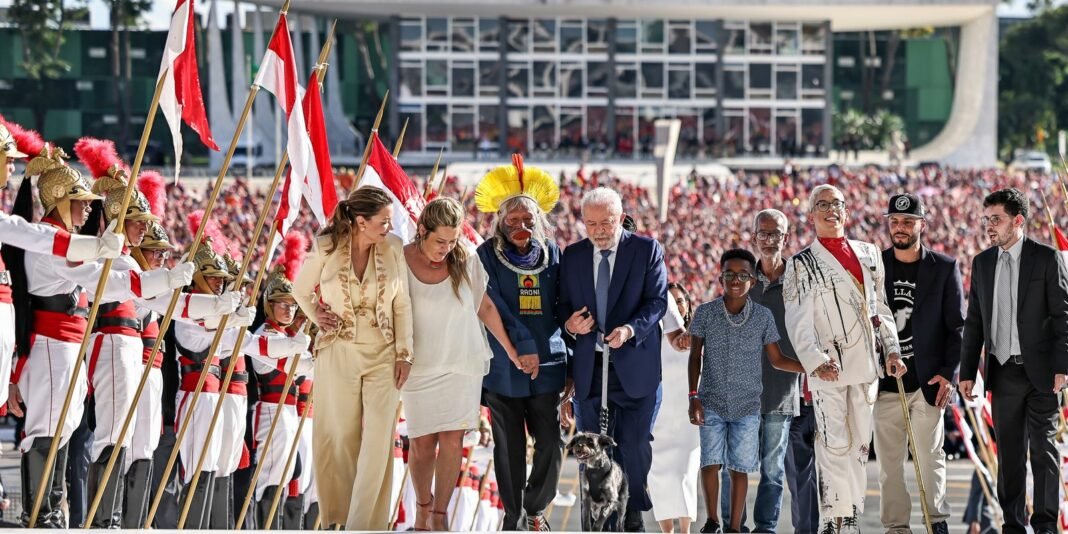 02_retro_2023_lula_toma_posse_como_39o_presidente_do_brasil.jpg