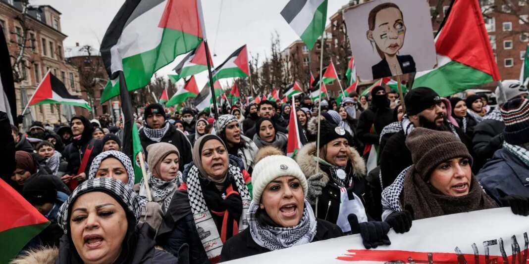 2024-01-07t162605z_1255232928_rc23d5any27o_rtrmadp_3_israel-palestinians-protests-denmark.jpg