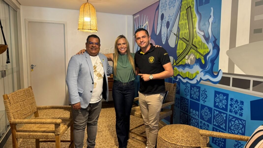 CELINA, MARCELO E BRUNO